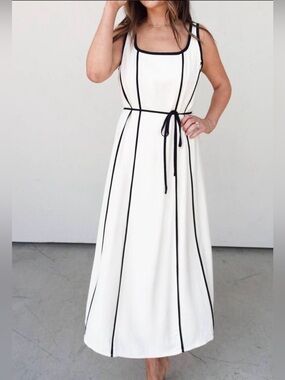 252. White Sleeveless Maxi Dress with Black Piping